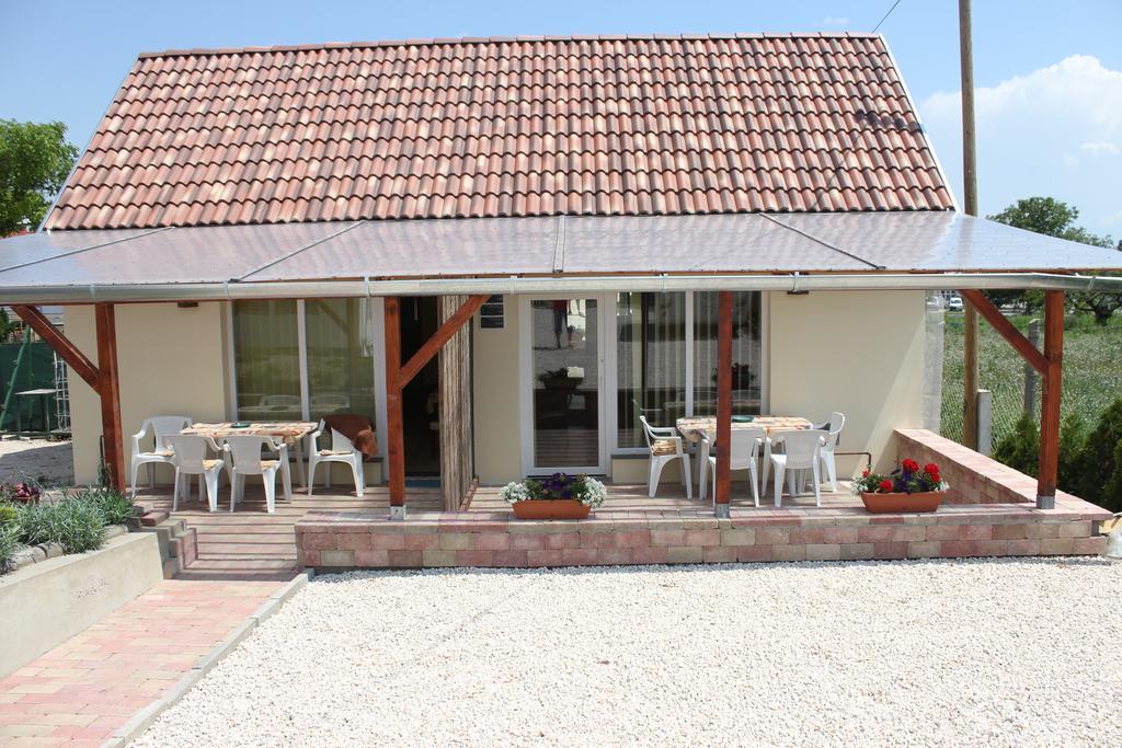 Szép Kert Vendégház Szekszárd Extérieur photo