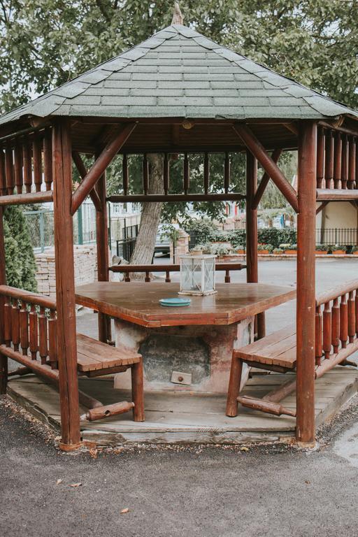 Szép Kert Vendégház Szekszárd Extérieur photo